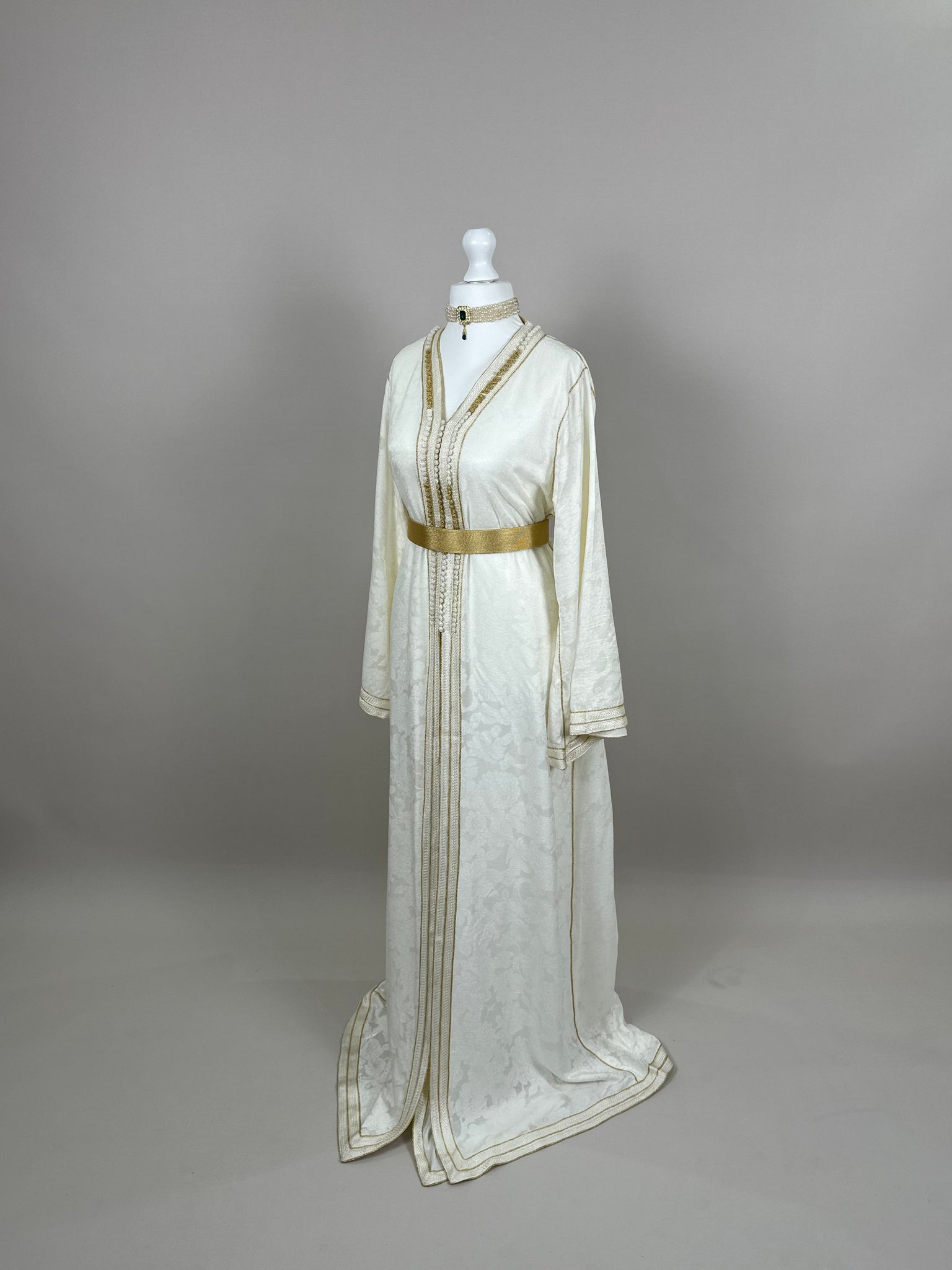 White Takchita with Gold Lining