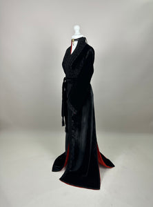 Black Velvet Tarz Kaftan with red interior